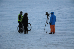 Jutuntekoa ABC:n rannassa